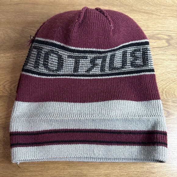 Burton Beanie Hat Pom Skiing Snowboarding Mountain Slope Sports Outdoor Gear - Picture 4 of 5